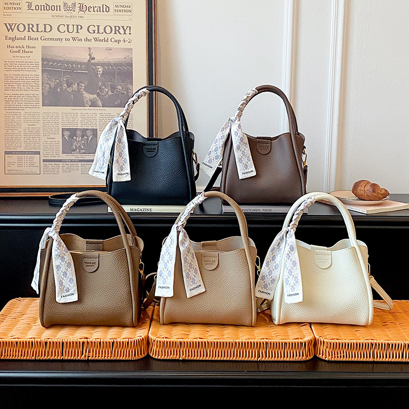 Korean vintage bucket bag for  - огляд і ціна Vintage Fashion Events