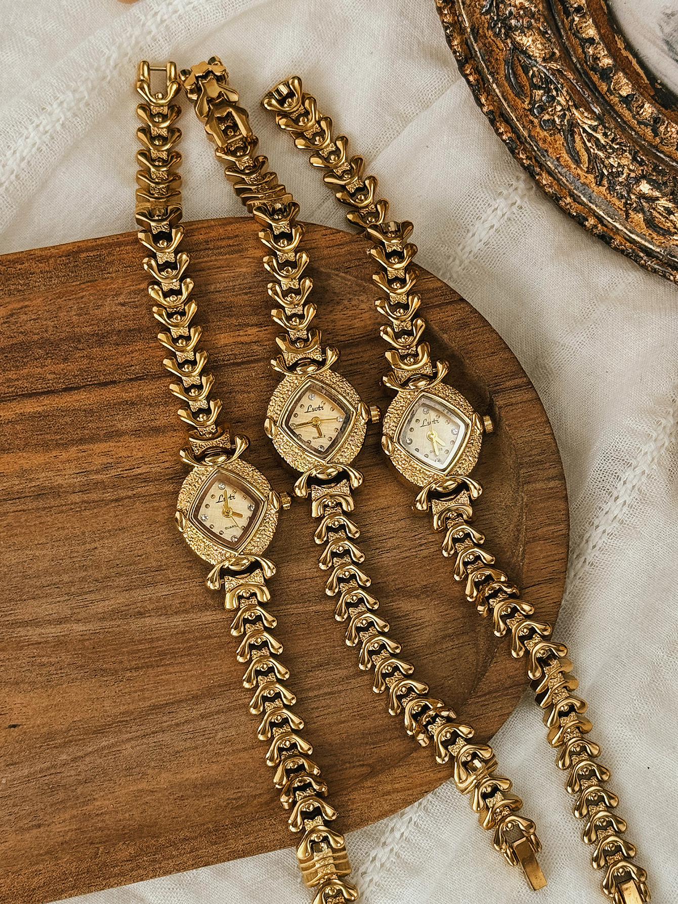 1 Piece of New French-Style Go - огляд і ціна Vintage Fashion Events