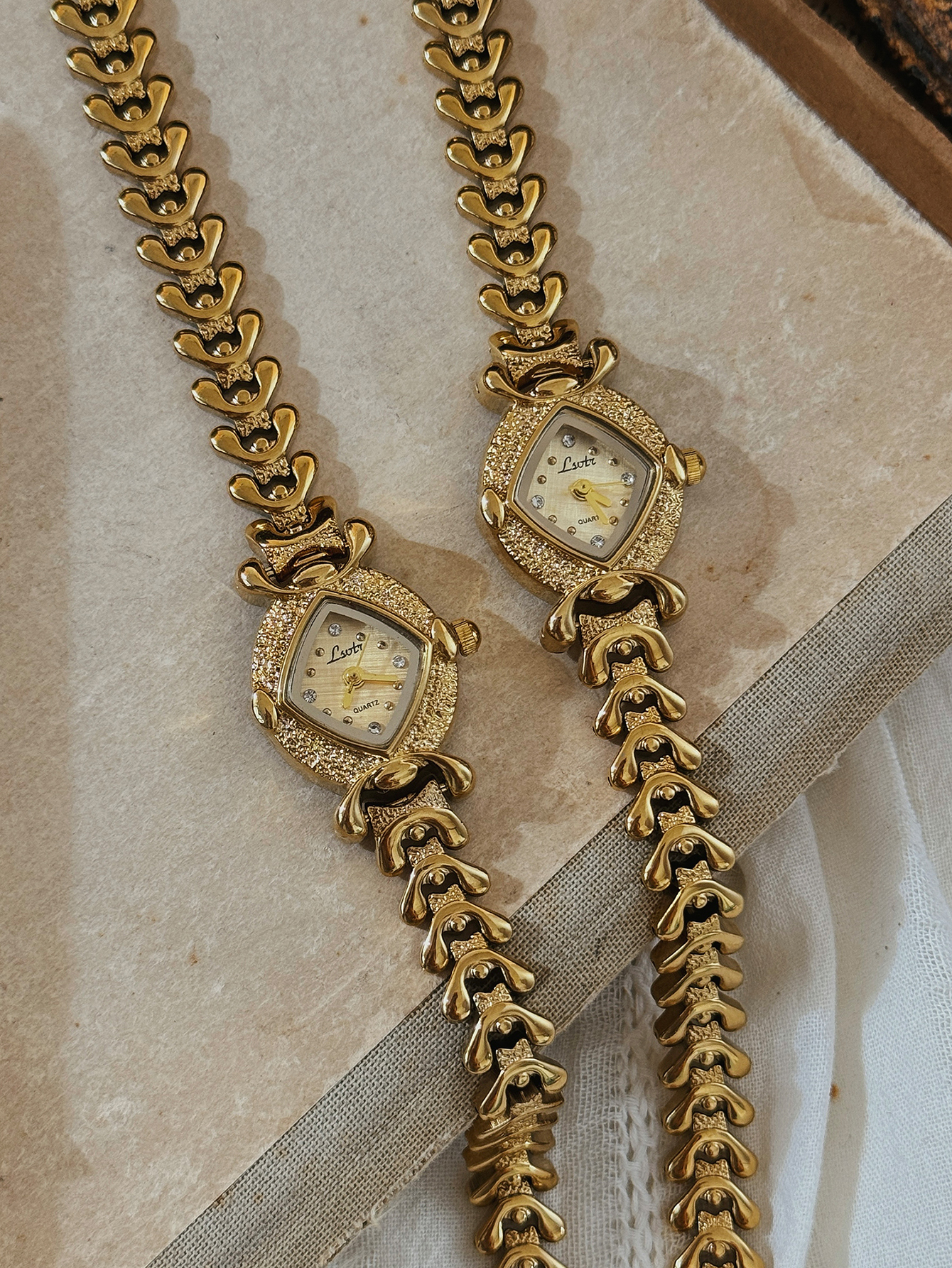 1 Piece of New French-Style Go - огляд і ціна Vintage Fashion Events