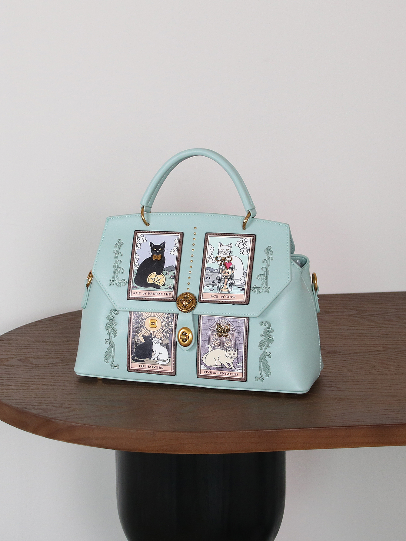 Vintage and Luxury Handheld To - огляд і ціна Vintage Fashion Patterns