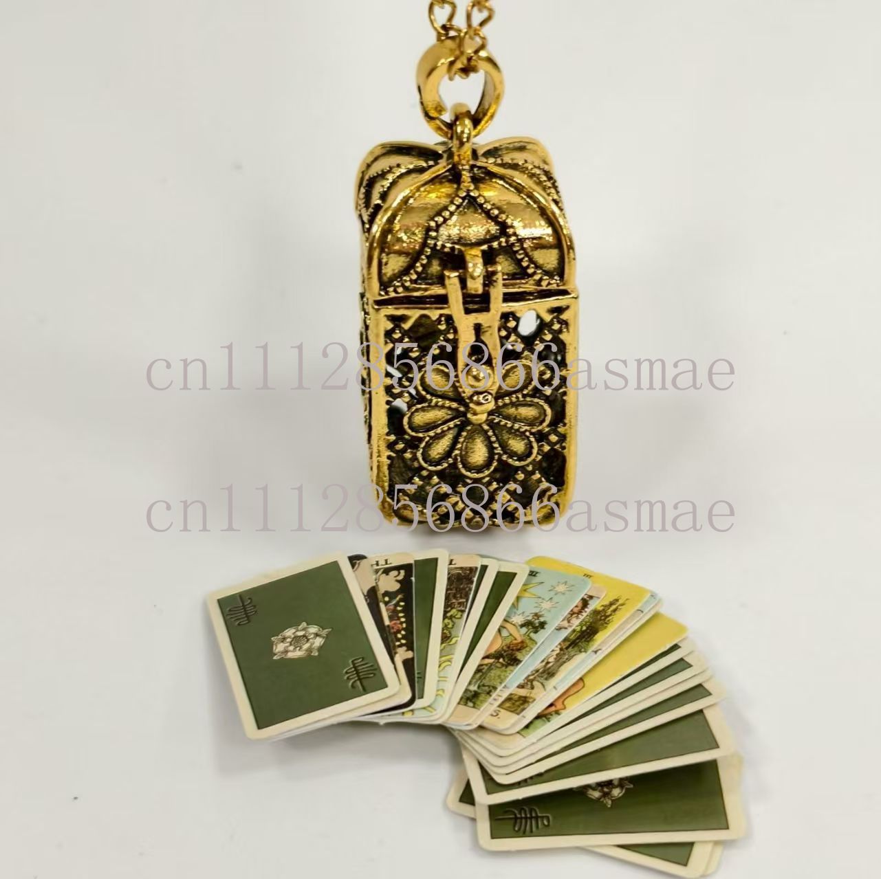 Vintage Alloy Tarot Card Penda - огляд і ціна Vintage Fashion Necklace