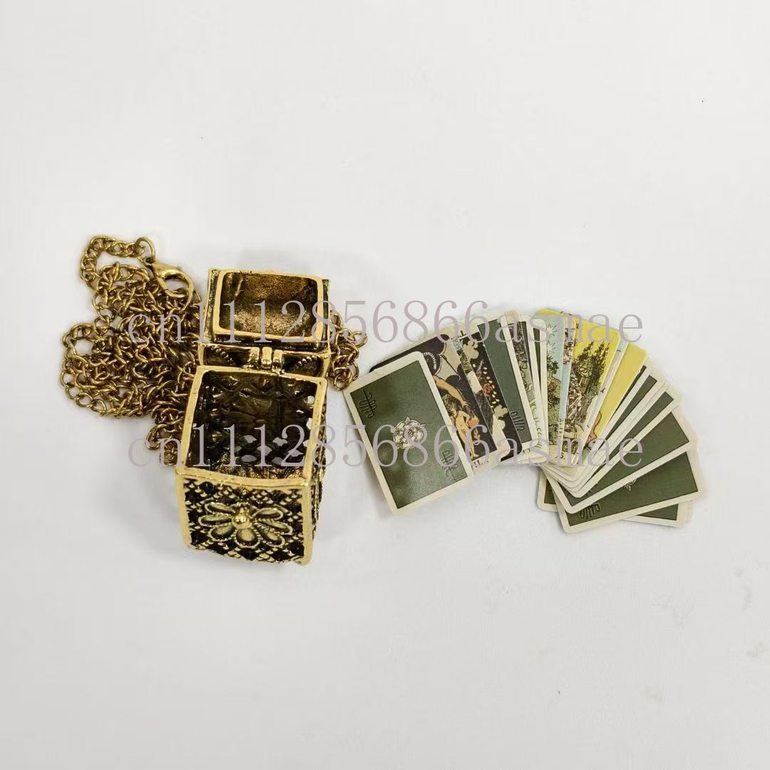 Vintage Alloy Tarot Card Penda - огляд і ціна Vintage Fashion Necklace