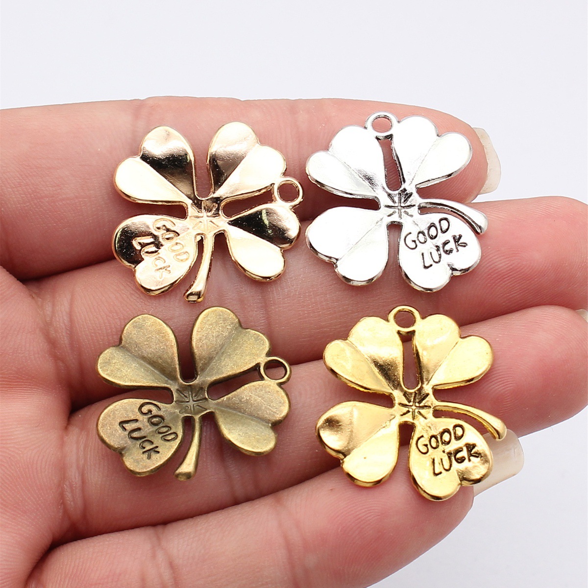 WYSIWYG 5pcs 28x26mm Kc Gold C - огляд і ціна Vintage Fashion Stores