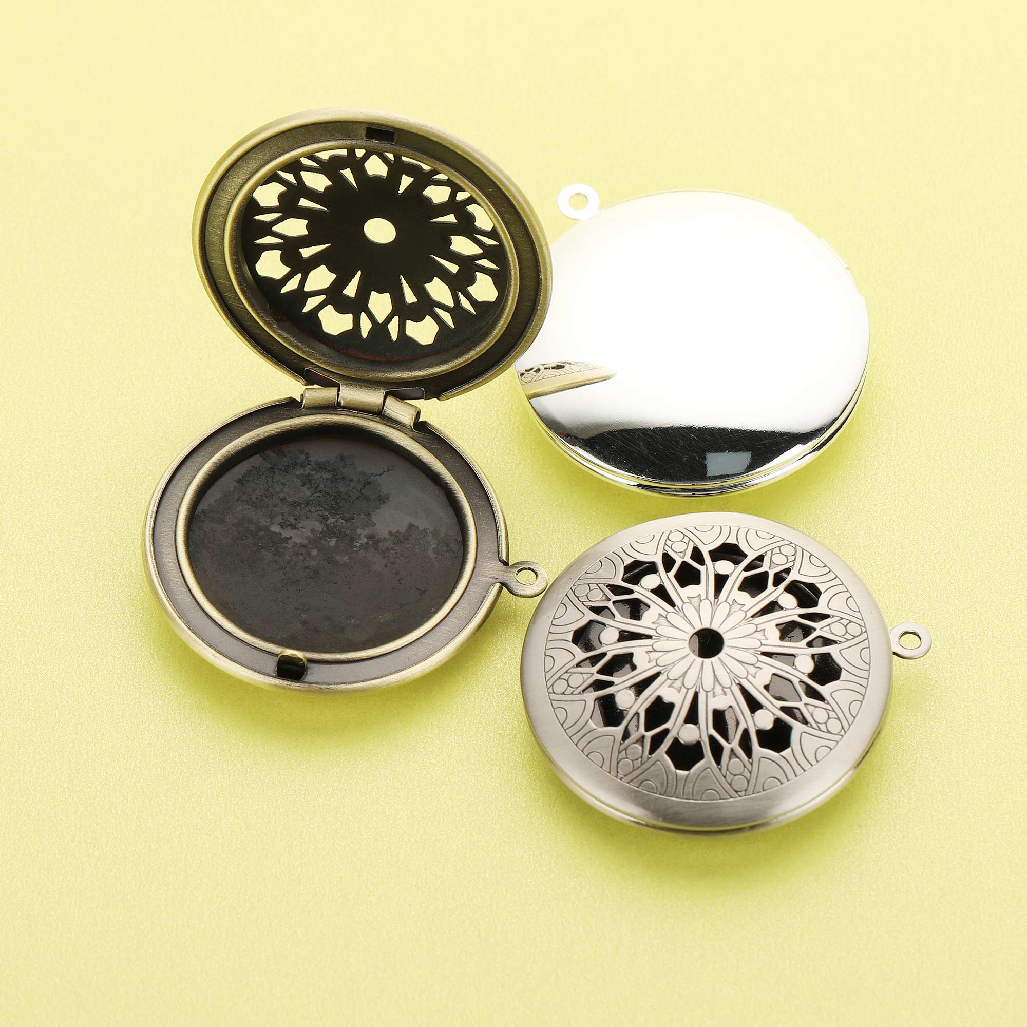 5Pcs 31MM Round Filigree Photo - огляд і ціна Vintage Fashion Icons