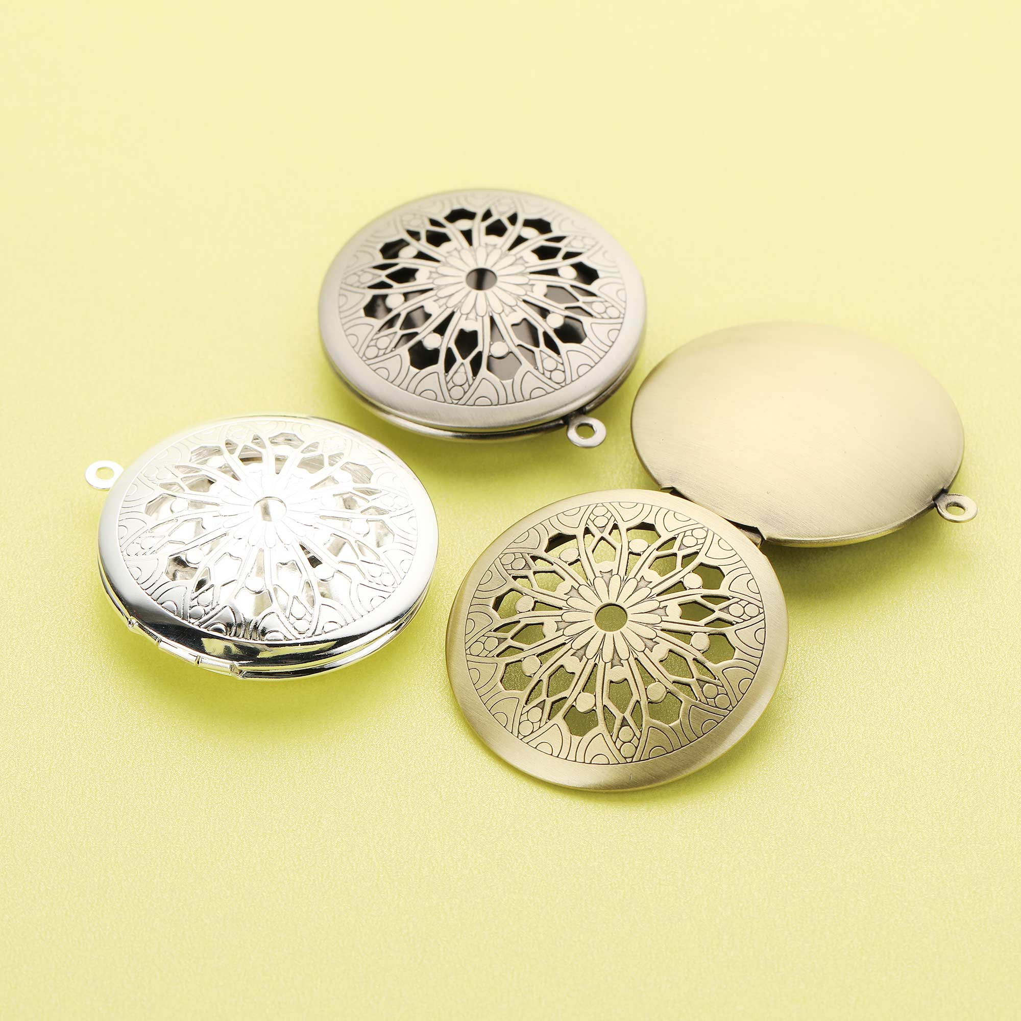 5Pcs 31MM Round Filigree Photo - огляд і ціна Vintage Fashion Icons